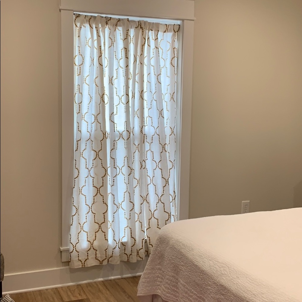 Threshold curtains (2 panels)